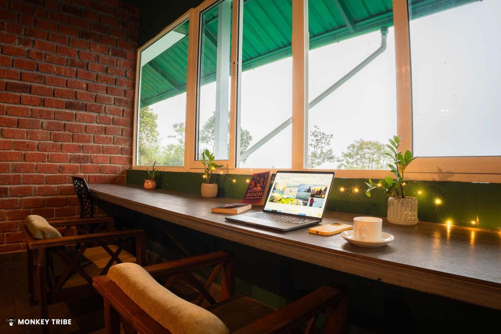 Monkey Tribe Munnar Hostel Екстериор снимка