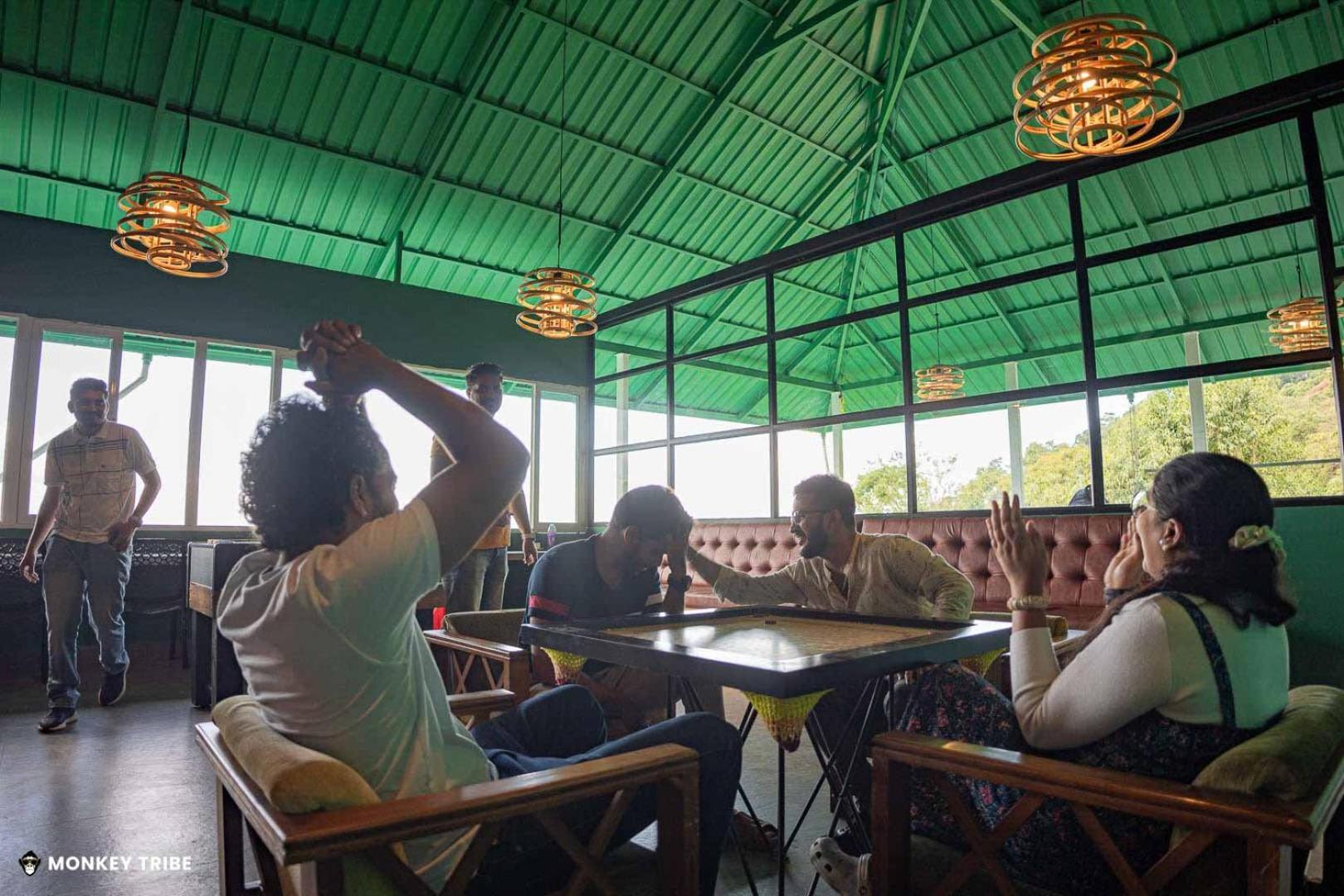 Monkey Tribe Munnar Hostel Екстериор снимка